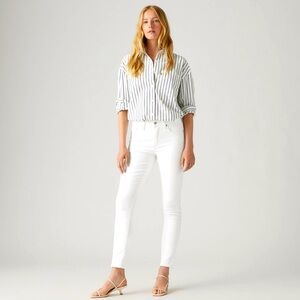 Levi’s | 721 High Rise Skinny White Jeans